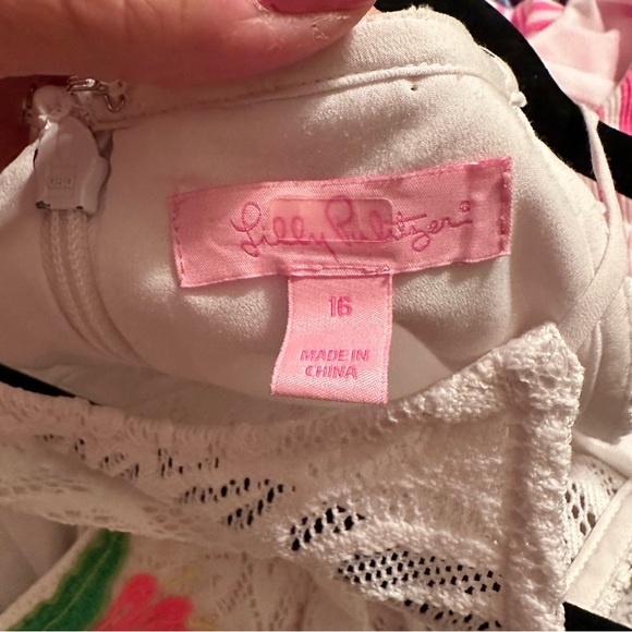 🩷SOLD🩷Lilly Pulitzer Pearl Shift Dress - Picture 2 of 5